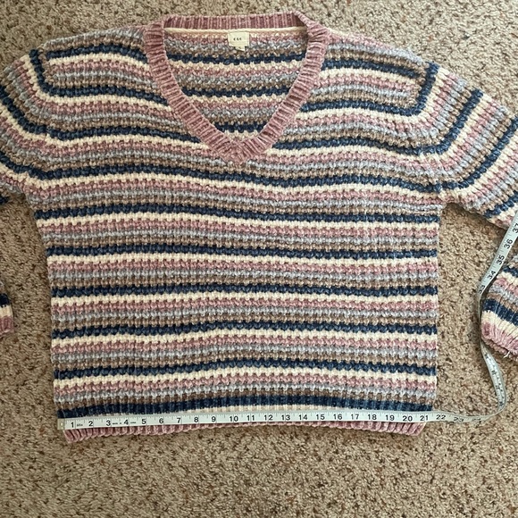 Soft Spring Sweater - Picture 7 of 12